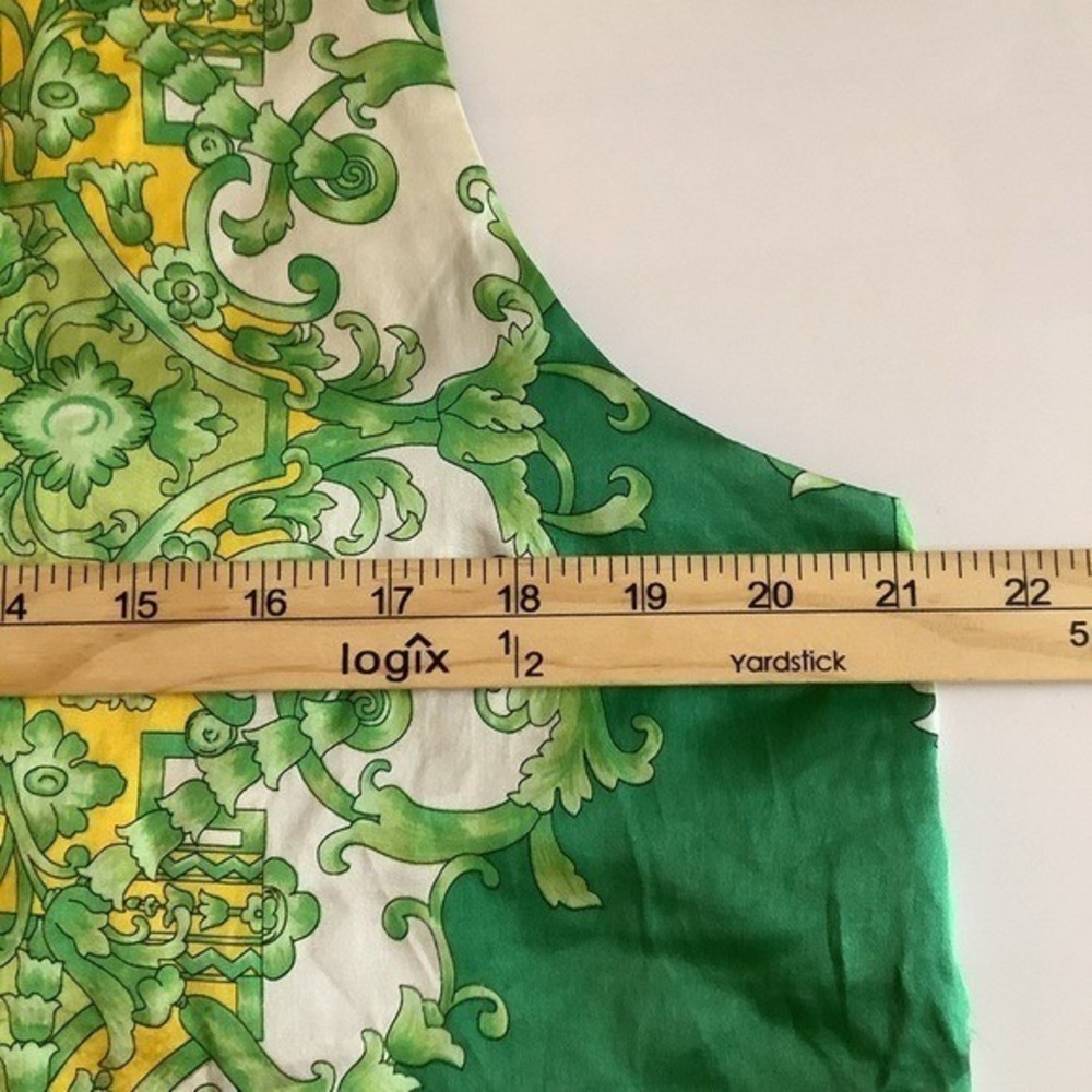 Vintage 100% Silk Green Baroque Medusa Print Button Front Vest Cinch Back XL - Picture 4 of 9
